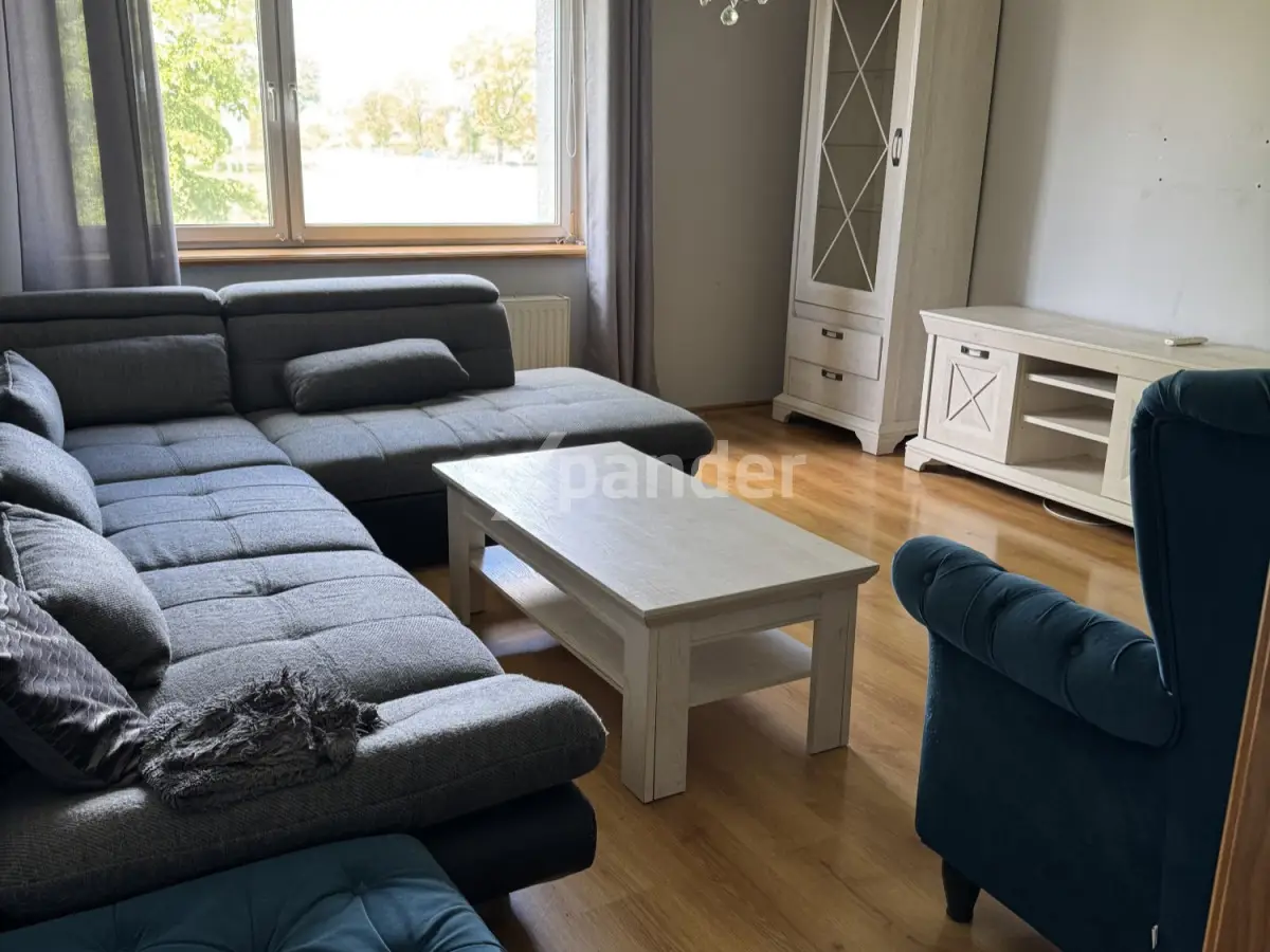 Dom jednorodzinny w cichej okolicy