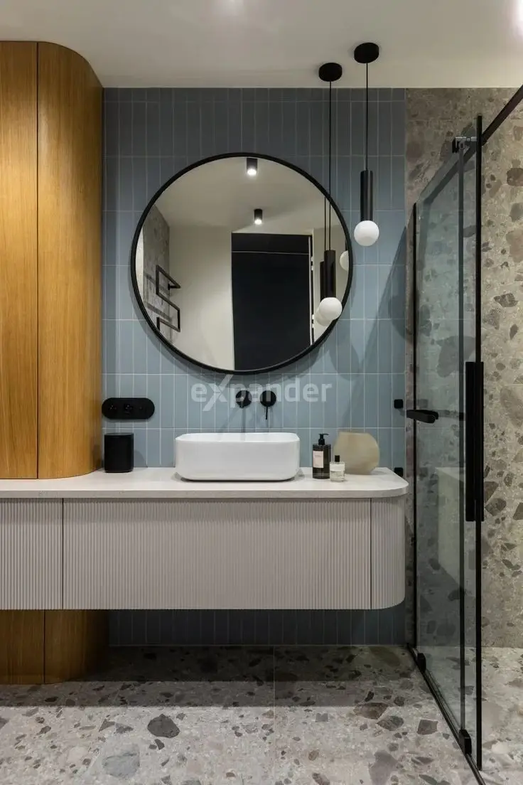 Przestronne mieszkanie w ścisłym centrum Łodzi.