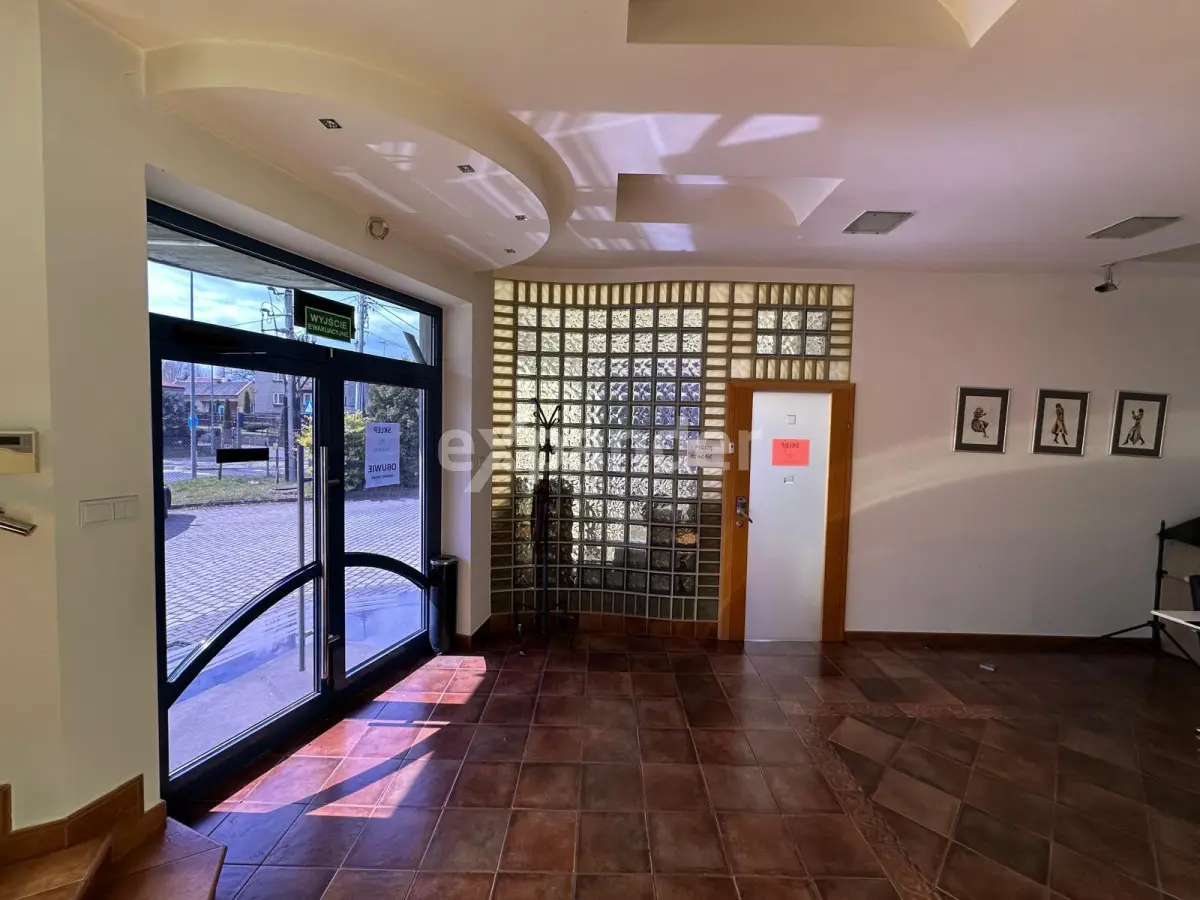 Uniwersalny obiekt produkcyjno-magazynowy