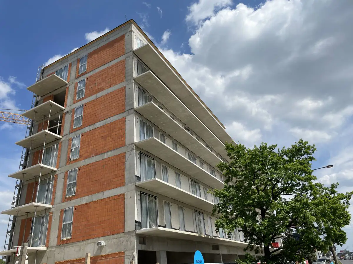 Przestronne 5-pokojowe mieszkanie z 3 balkonami