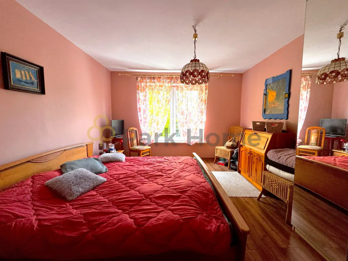 Azyl w Ostrowiecznie - Dom z dużą działką