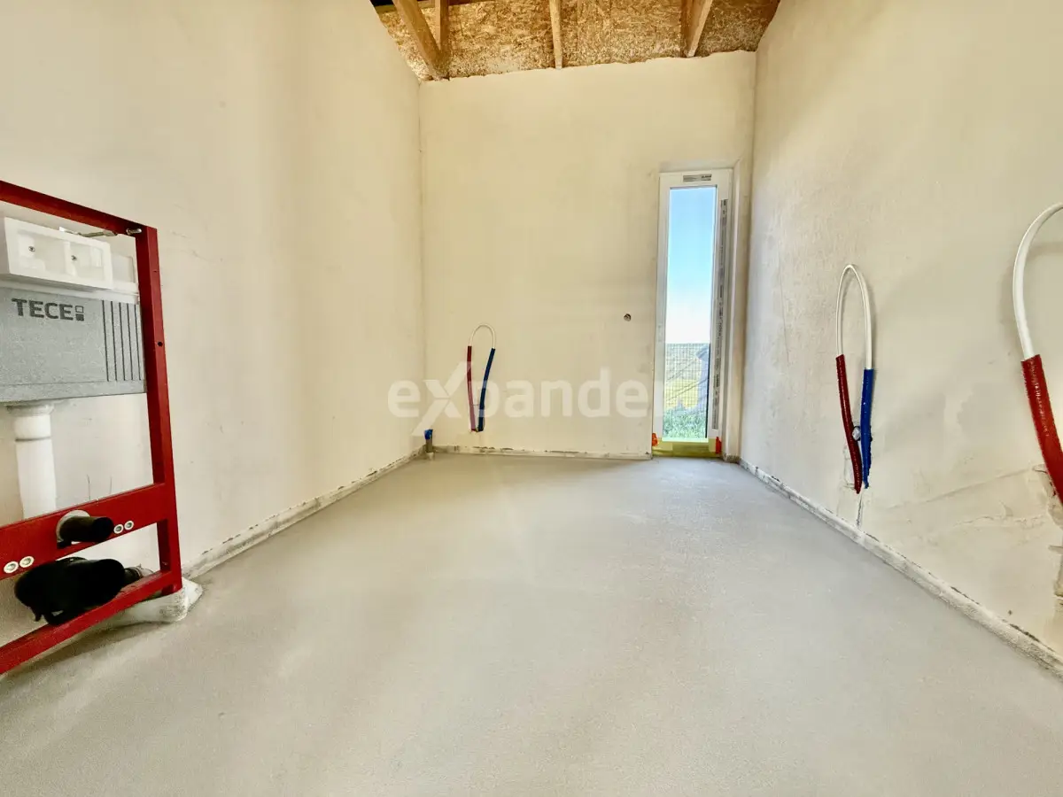 PARTEROWY Z OPCJĄ PIĘTRA 100 MKW /GARAŻ