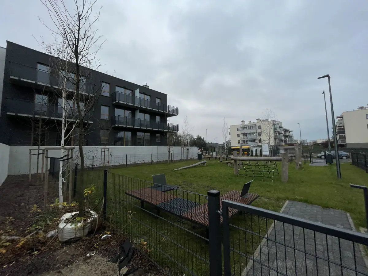 Okazja. Gotowe 3 pokoje z dwoma ogródkami