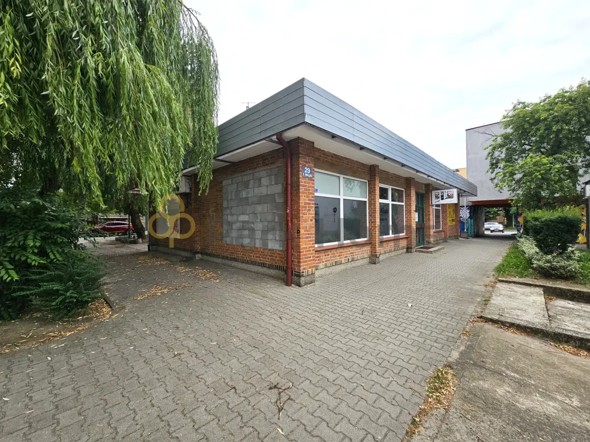 Lokal handlowo- usługowy - Śrem ul. 1 Maja