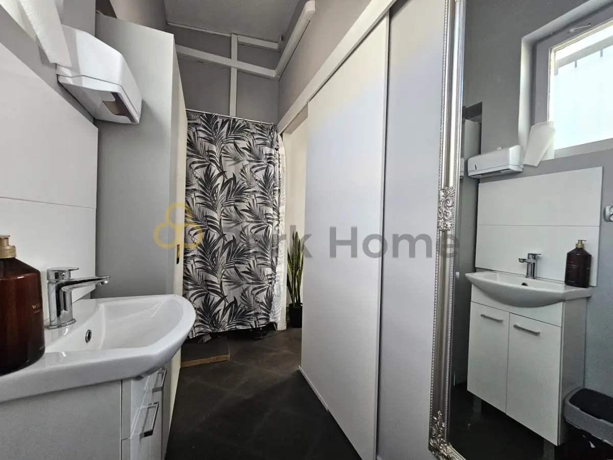 Lokal handlowo- usługowy - Śrem ul. 1 Maja