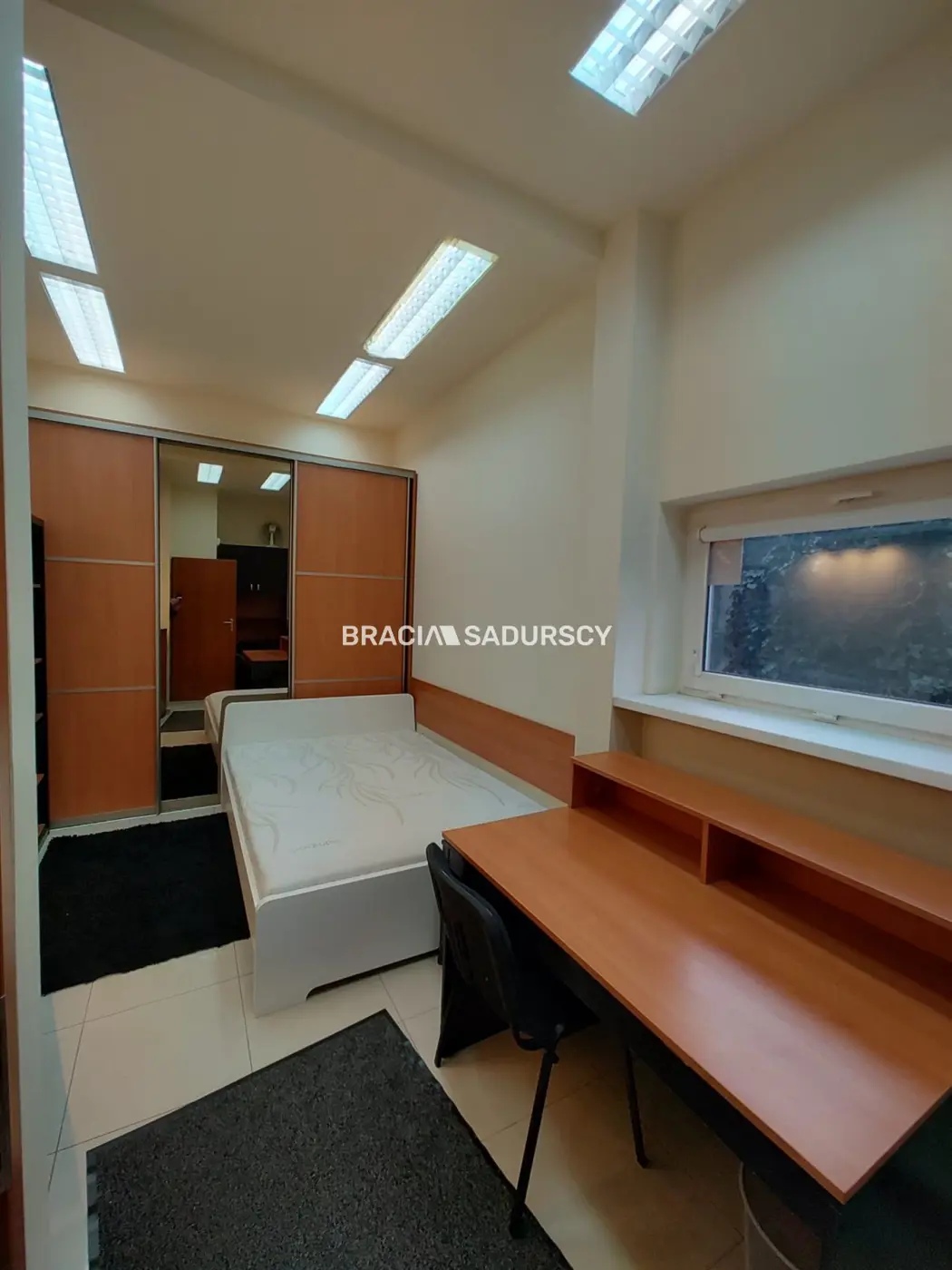 45m2 z parkingiem| Lokal lub Mieszkanie | Podgórze