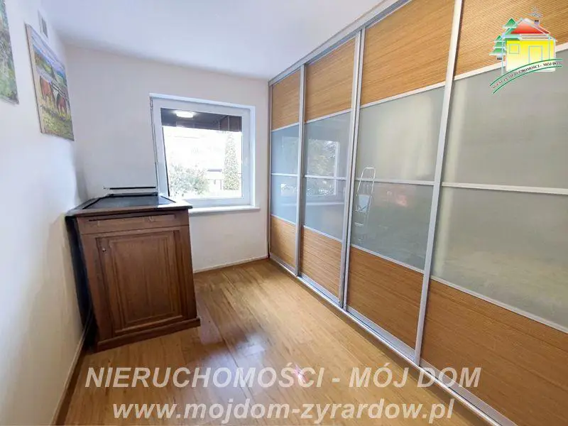 Atrakcyjny dom pod lasem