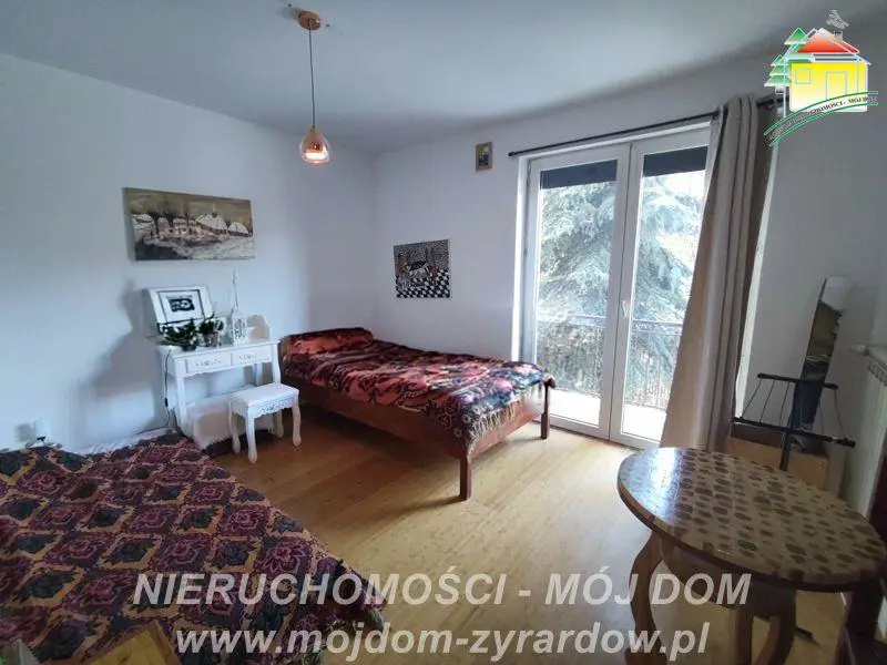 Atrakcyjny dom pod lasem