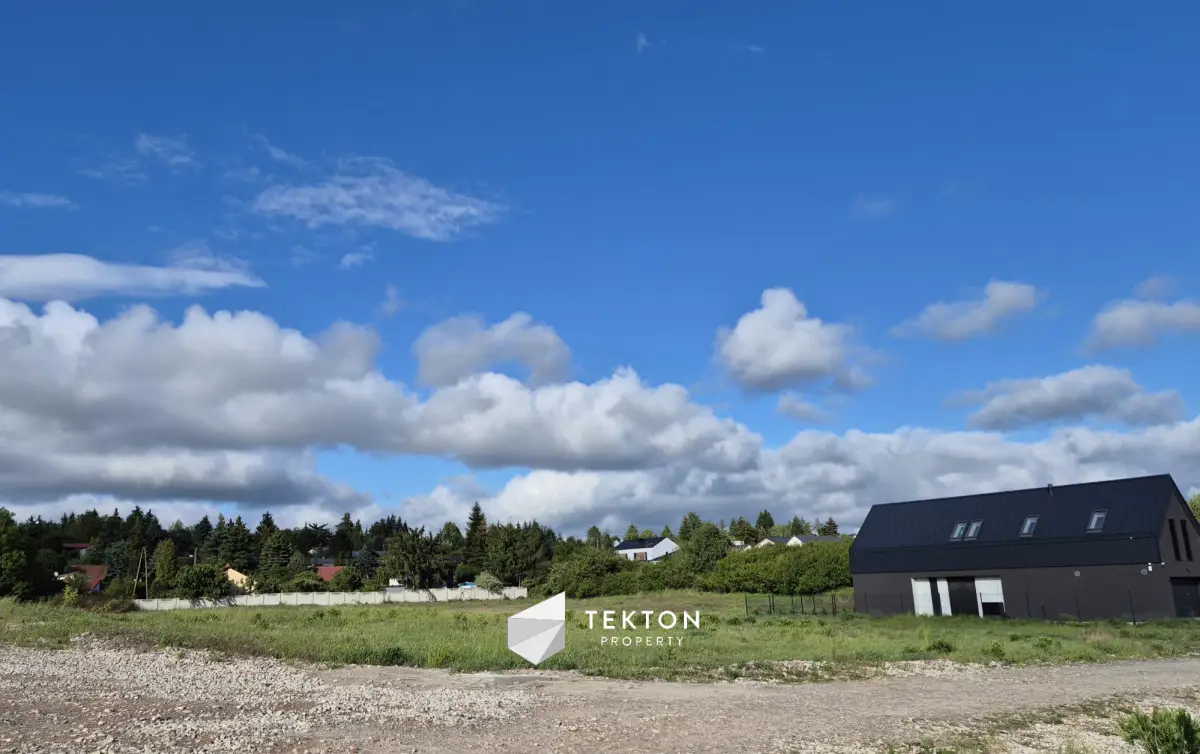 Urokliwa, narożna działka w sercu Suchego Lasu