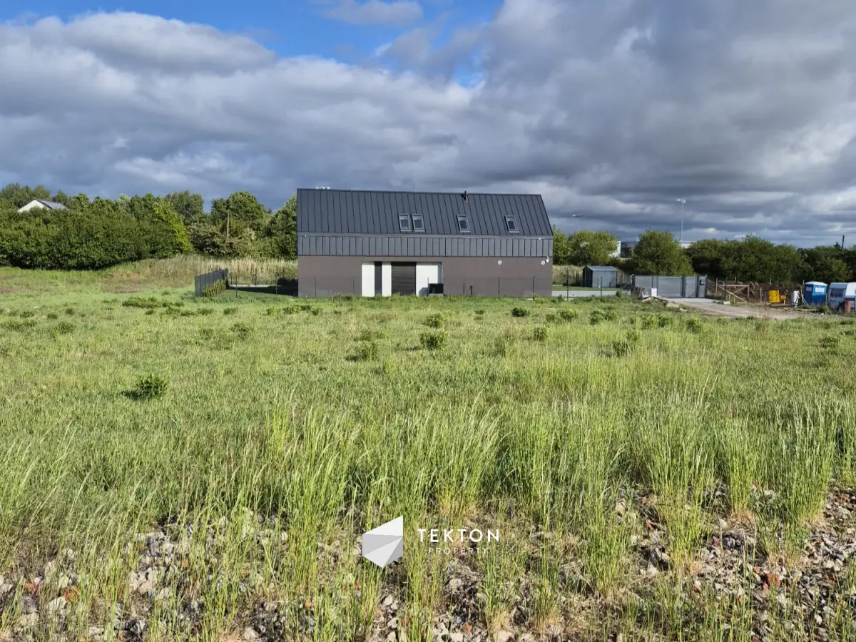 Urokliwa, narożna działka w sercu Suchego Lasu