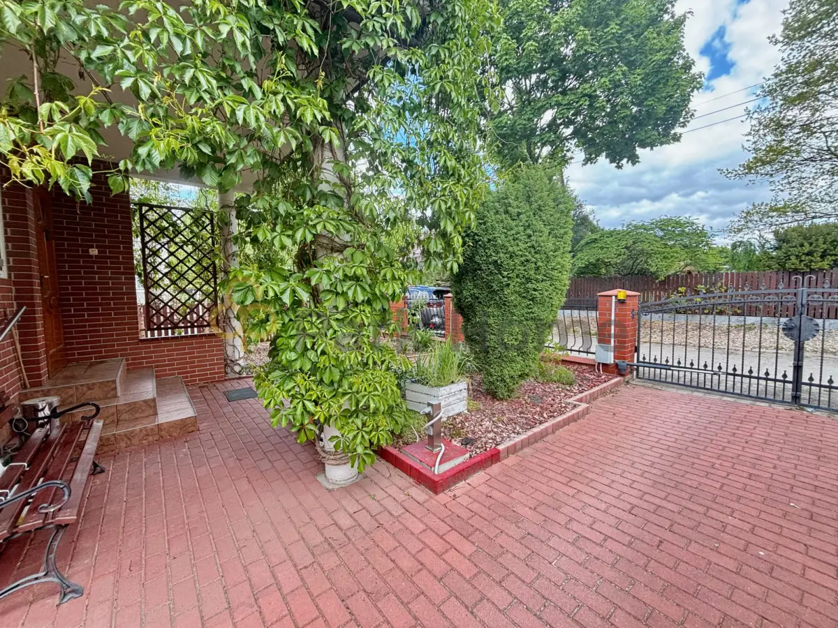 Dom w zabudowie bliźniaczej w Szprotawie