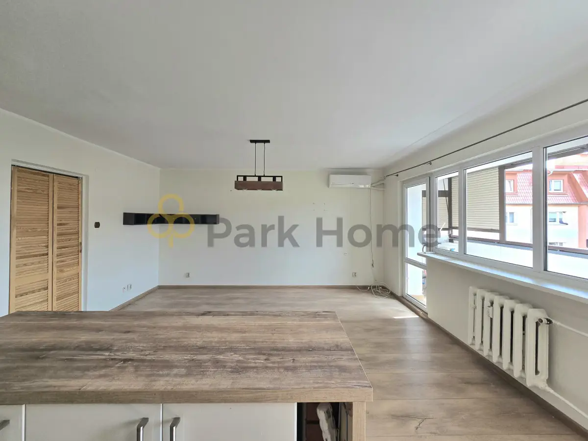 Rejtana - 3 pokoje, loggia, klimatyzacja