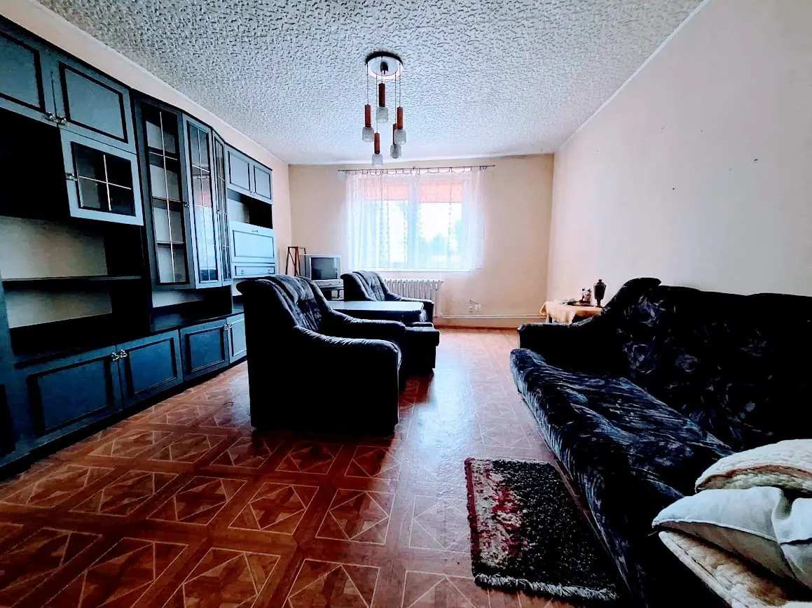 Mała , Przytulna Chatka