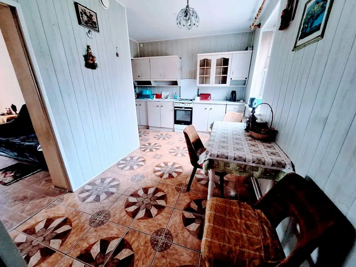 Mała , Przytulna Chatka