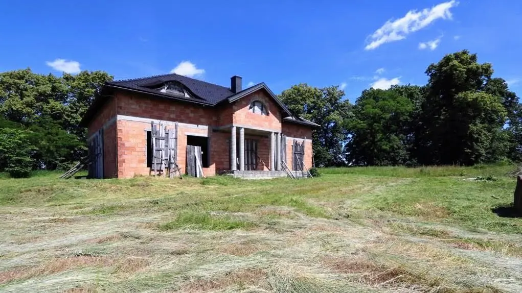 Rezydencja na Wzgórzu z Panoramicznym Widokiem