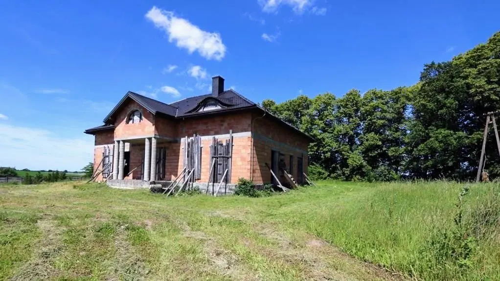 Rezydencja na Wzgórzu z Panoramicznym Widokiem