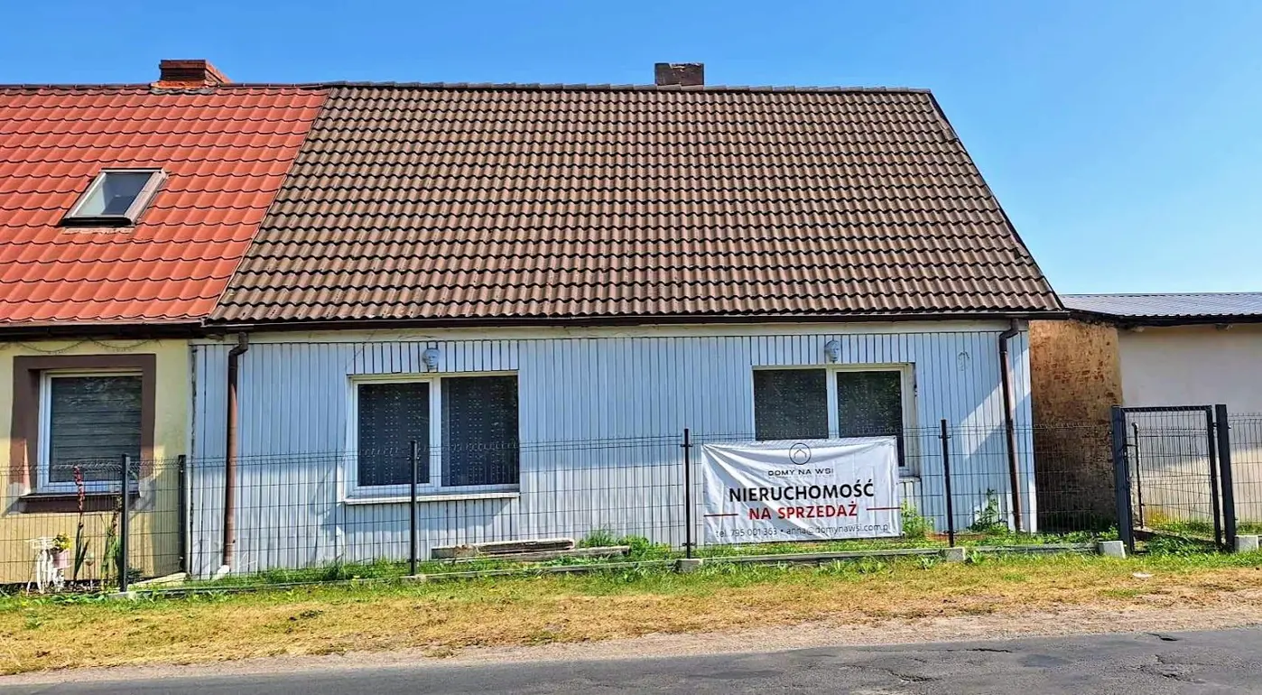 Bliźniak w samym centrum wsi Sowno