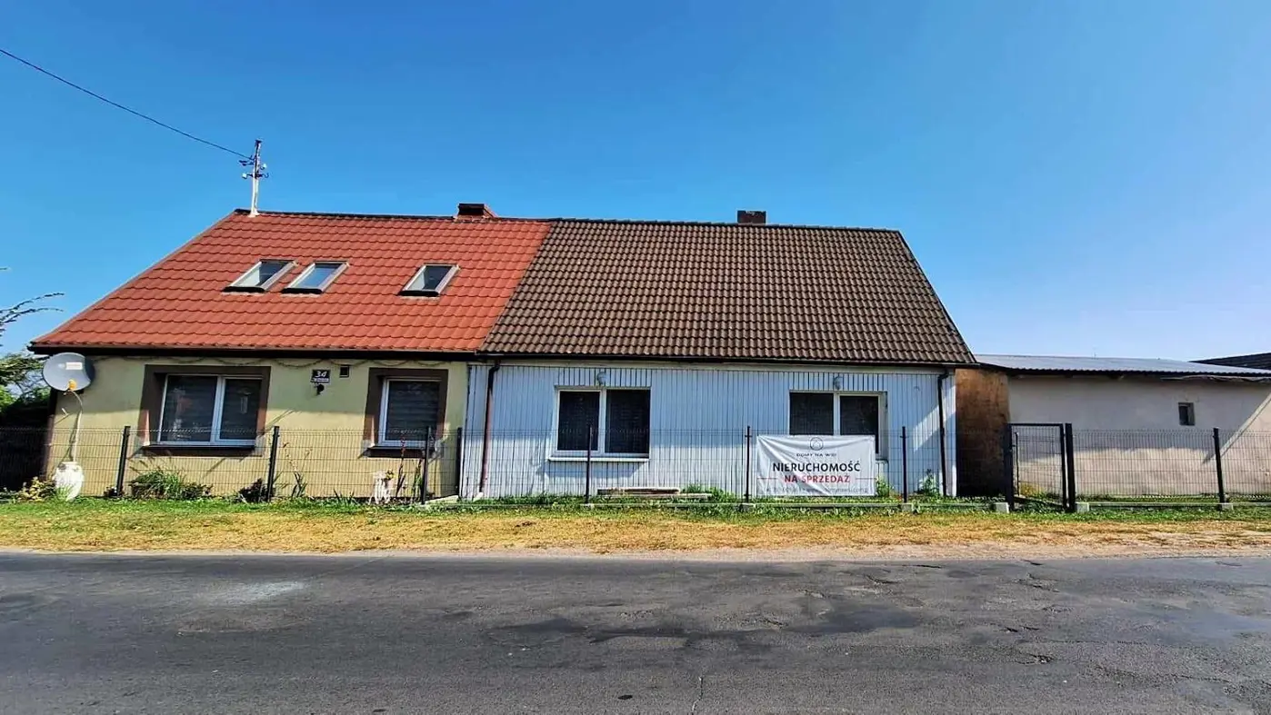 Bliźniak w samym centrum wsi Sowno