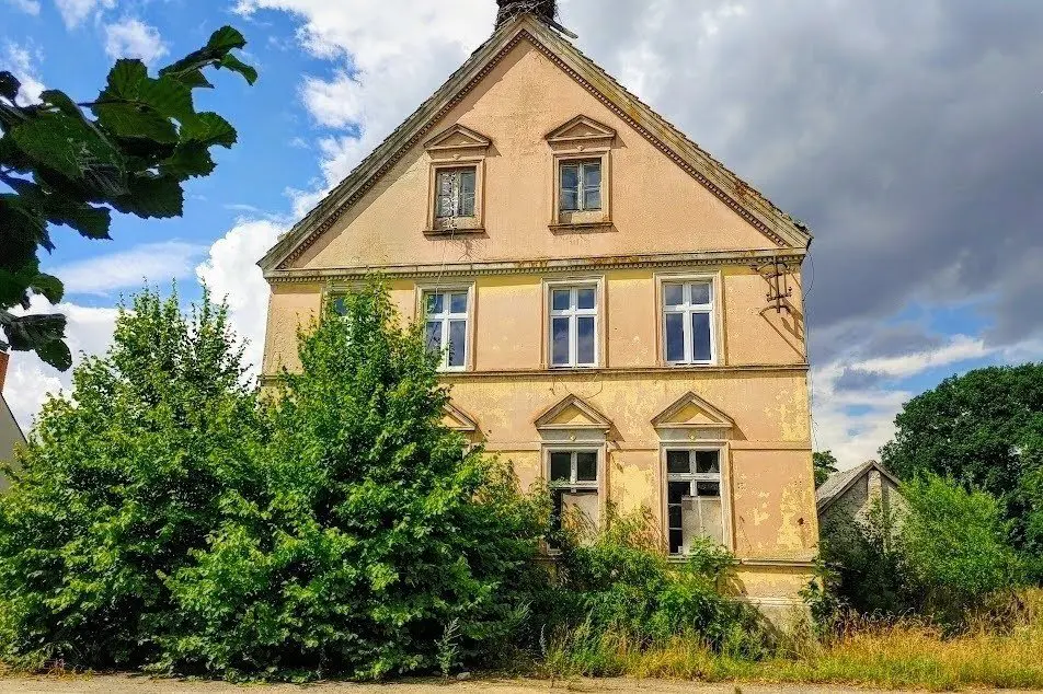 Zabytkowy Dworek w Świeminie 25km od Morza