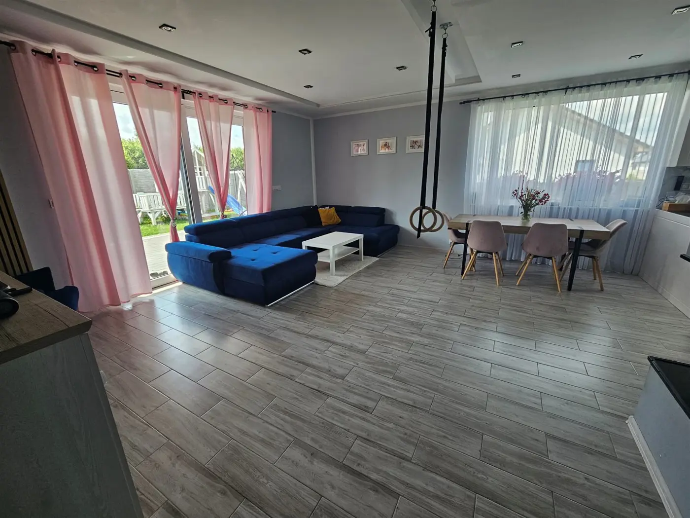 Dom Jednorodzinny na dużej działke Grzędzice