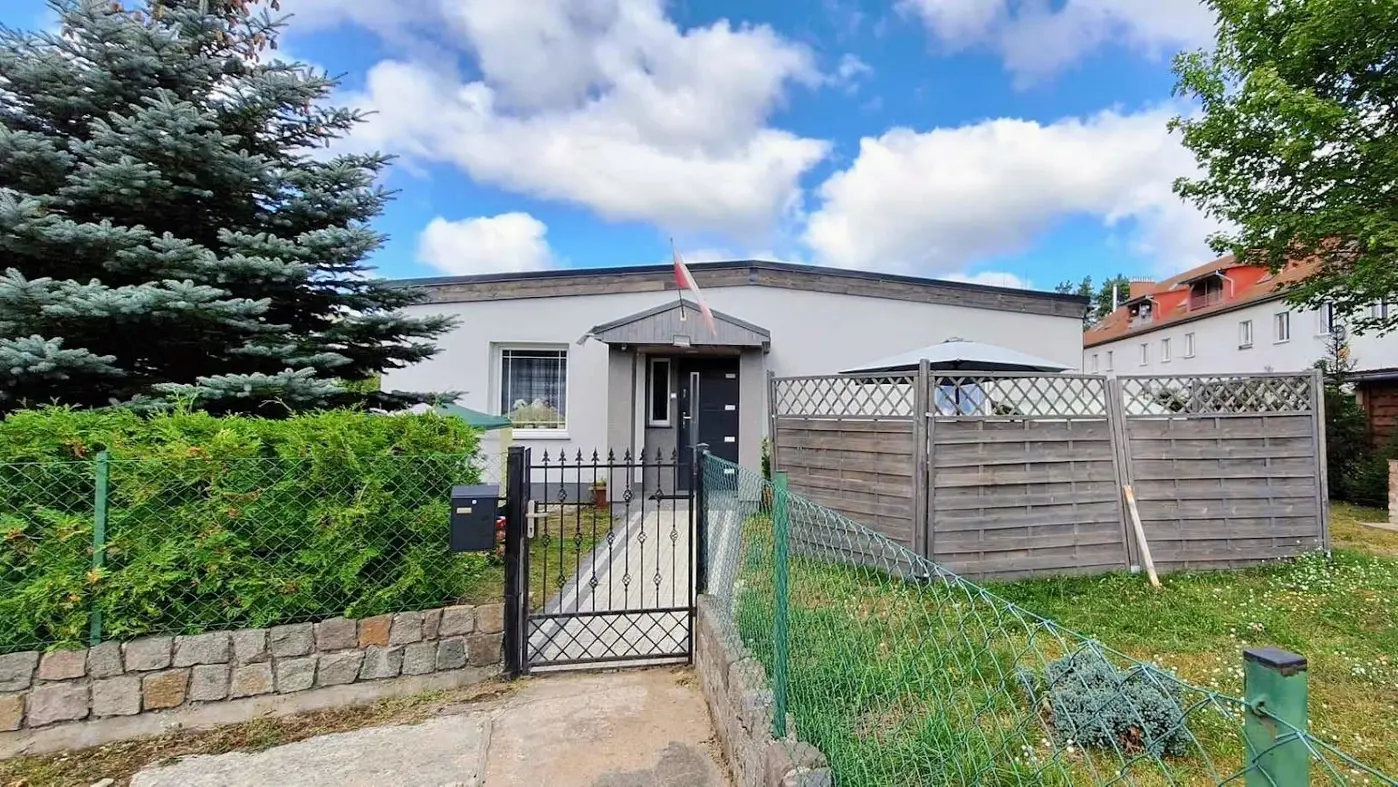 Niestandardowa , Parterowa Nieruchomość