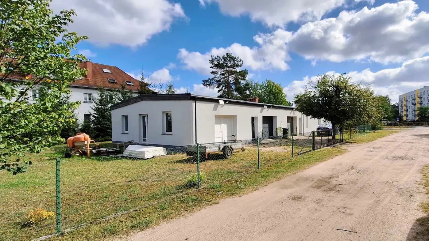 Niestandardowa , Parterowa Nieruchomość