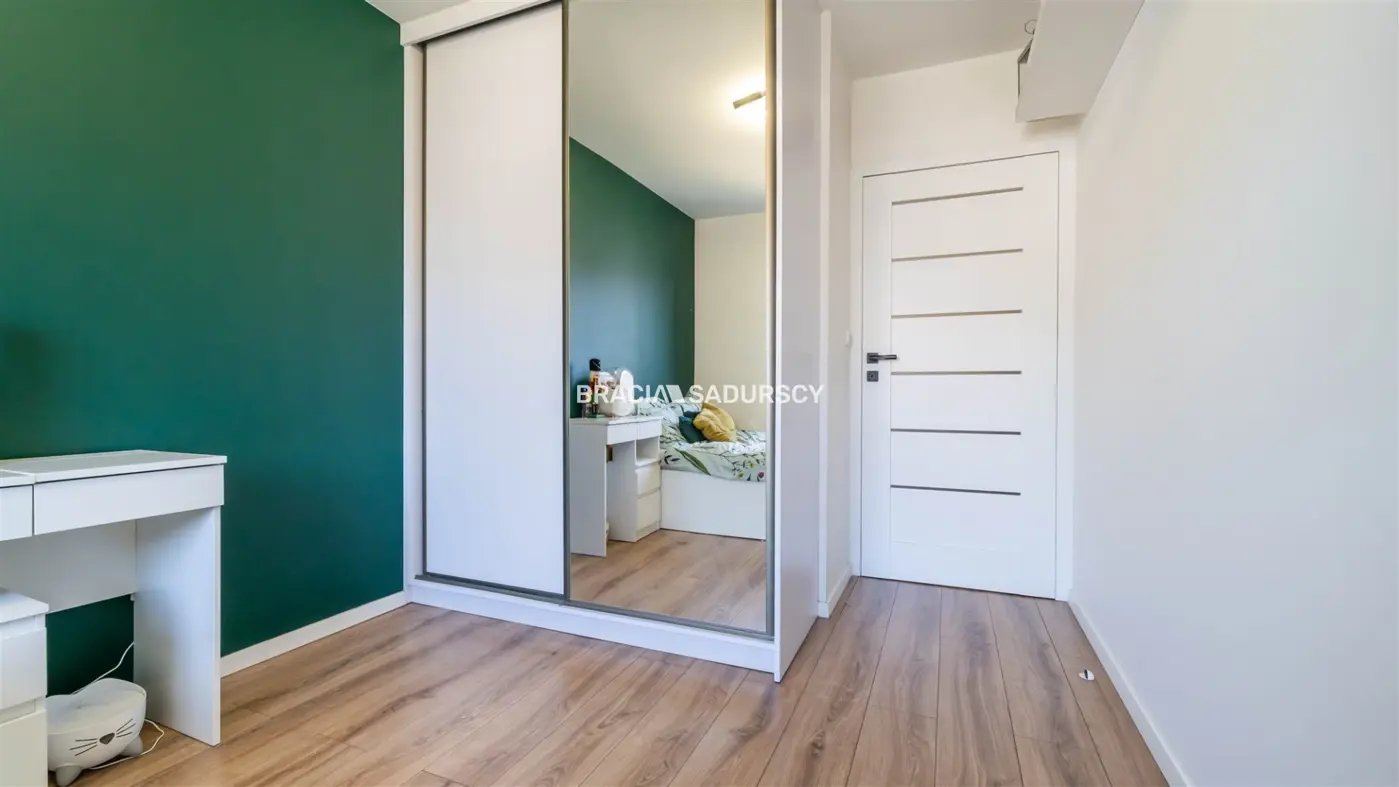 GUSTOWNE, Z DUŻYM BALKONEM W NOWYM BUDOWNICTWIE