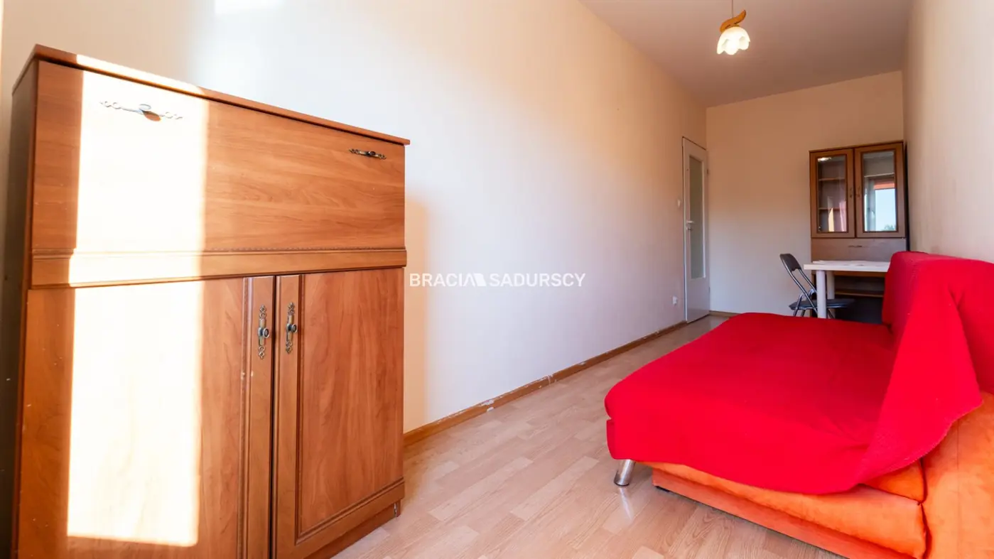 2 pok(oddzielne)Pradnik Czerwony, Park Wodny