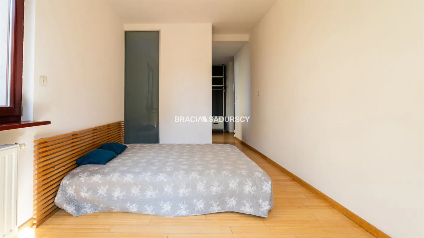 2 pok z dużym ogródkiem ul. Bobrzyńskiego