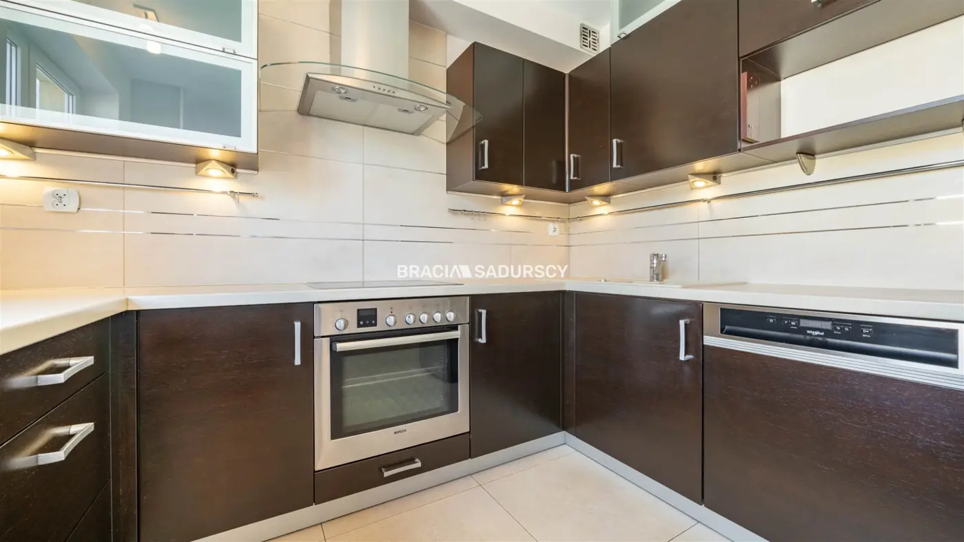 PRZESTRONNE, SŁONECZNE, ZADBANE 3-POKOJOWE