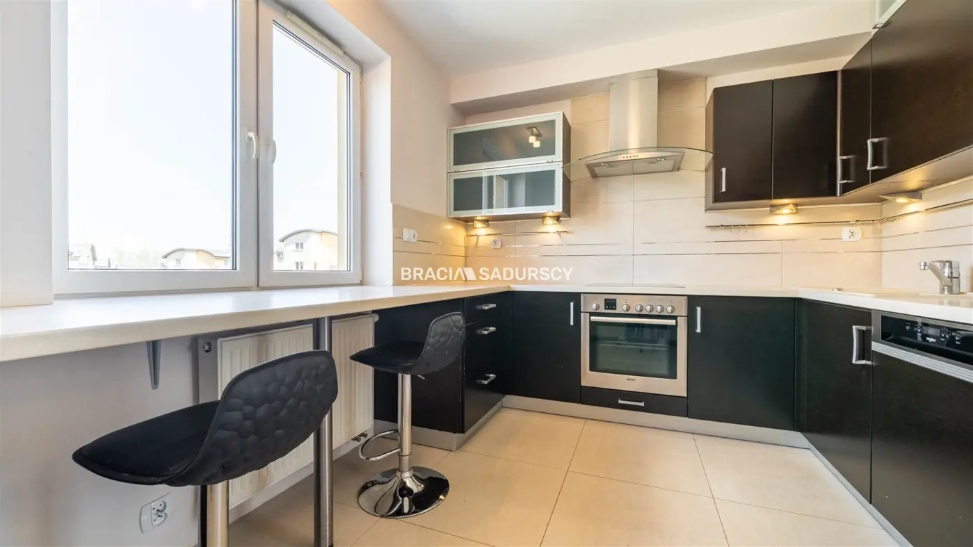 PRZESTRONNE, SŁONECZNE, ZADBANE 3-POKOJOWE