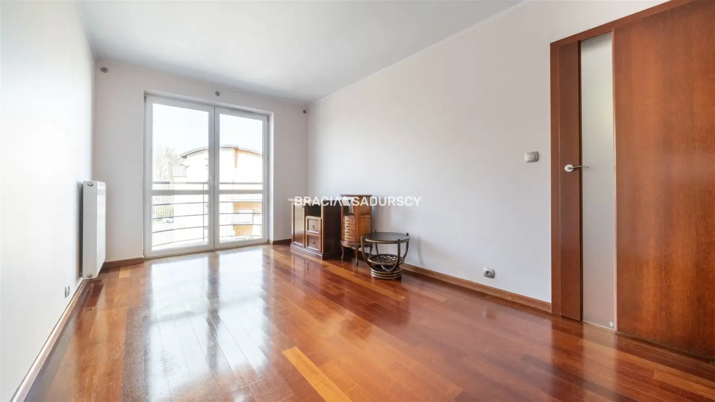 PRZESTRONNE, SŁONECZNE, ZADBANE 3-POKOJOWE