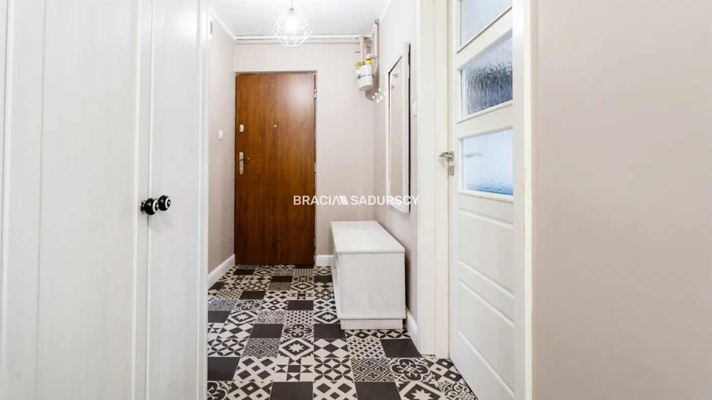 2 niezależne pokoje/Wola Duchacka/duzo światła