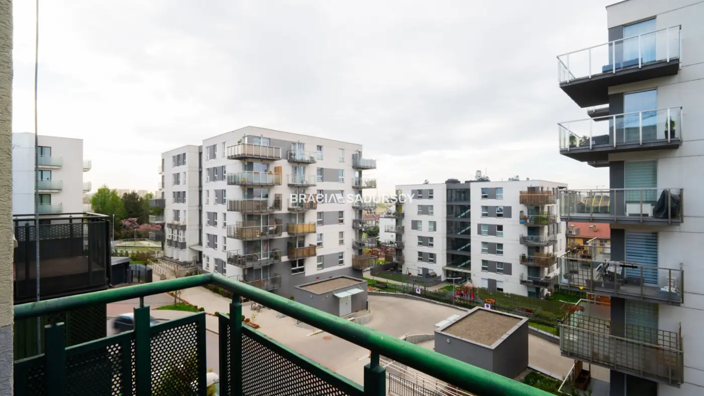 2 niezależne pokoje/garaż/kom.lok/Górka Narodowa