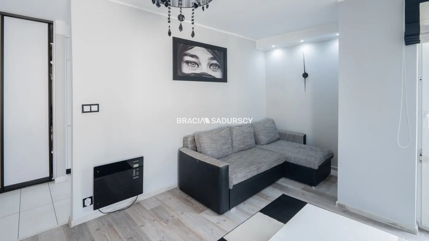 2 niezależne pokoje/garaż/kom.lok/Górka Narodowa