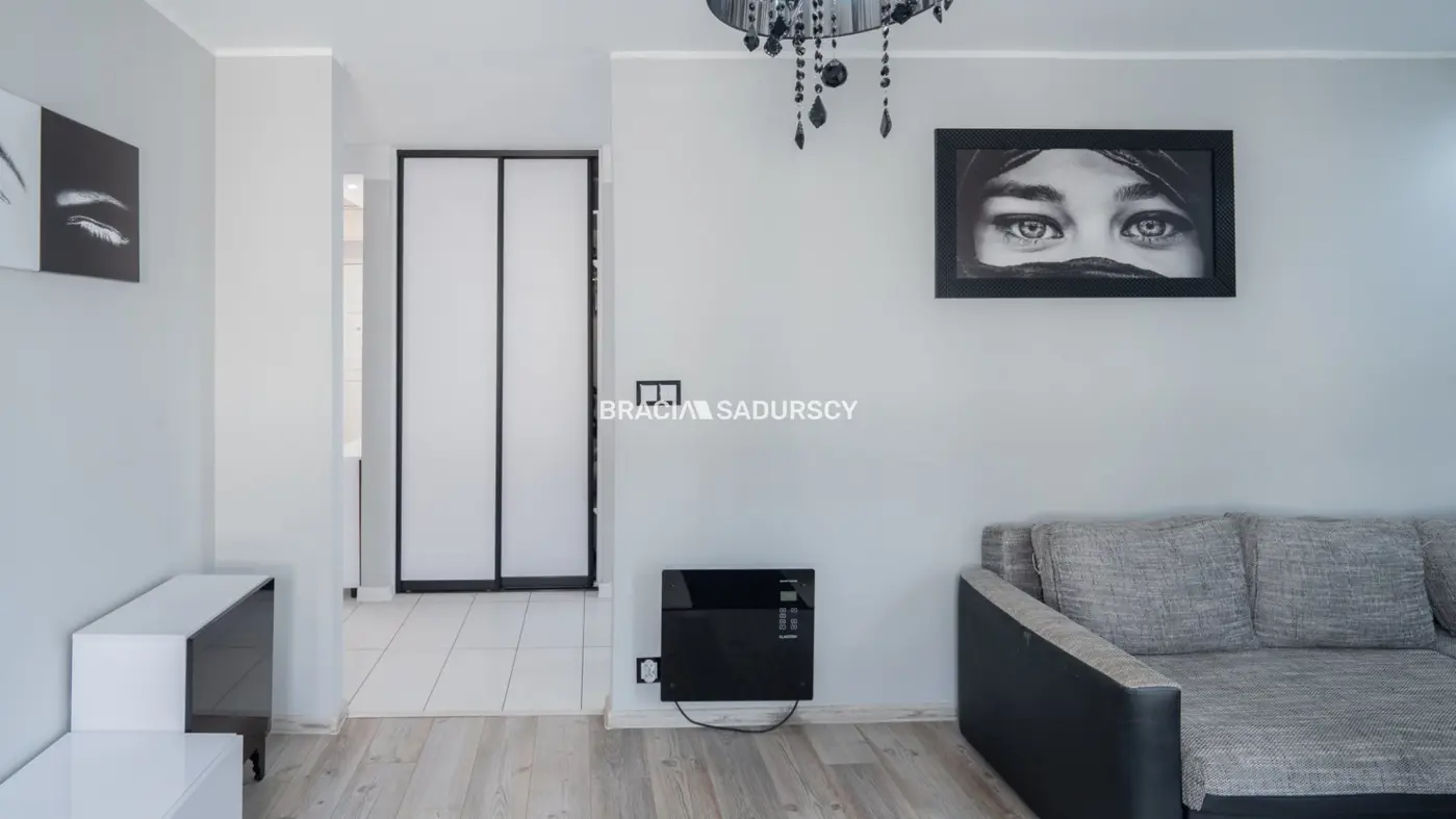 2 niezależne pokoje/garaż/kom.lok/Górka Narodowa