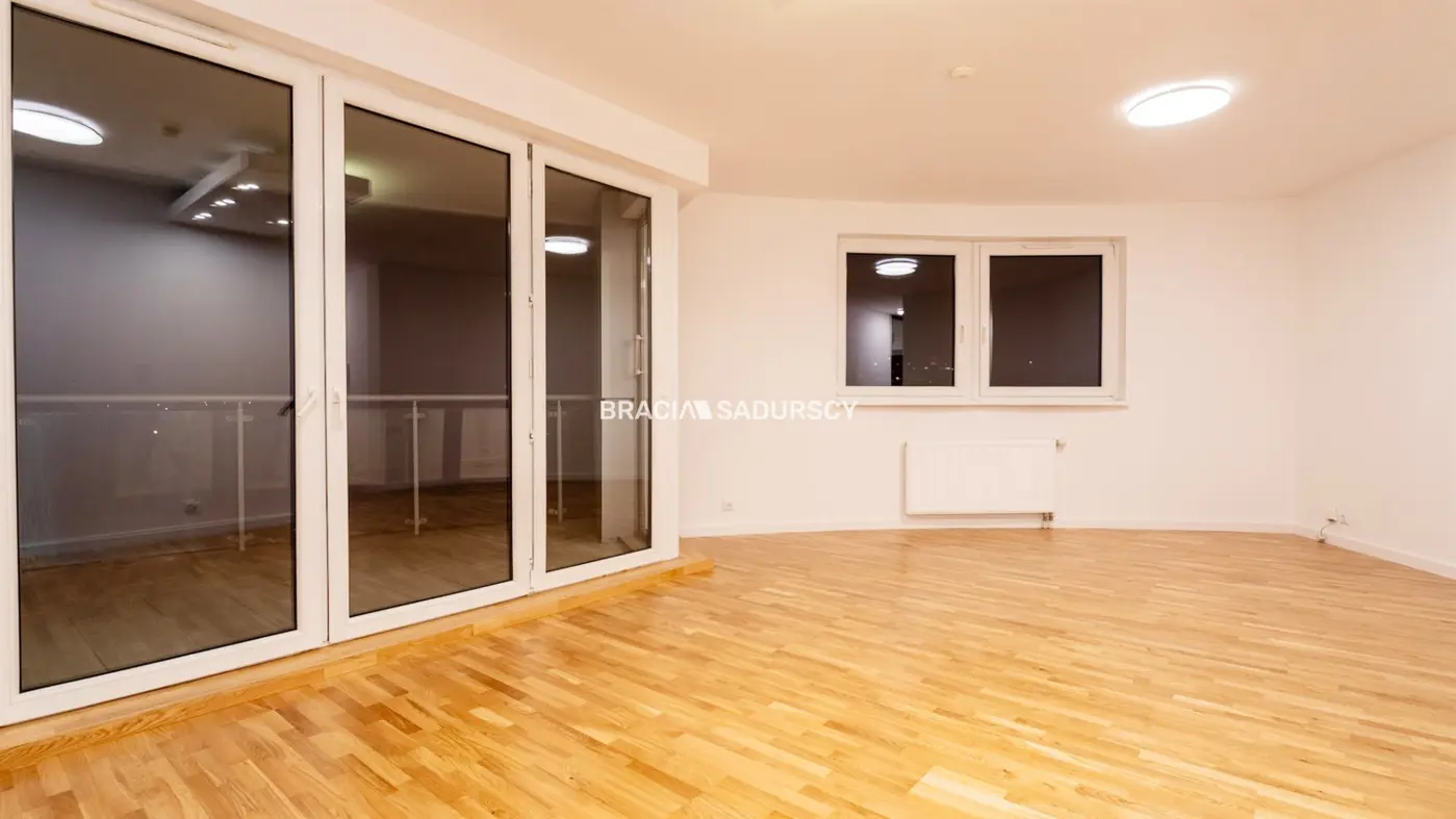 1 pok apartament 37m2 z dużym balkonem