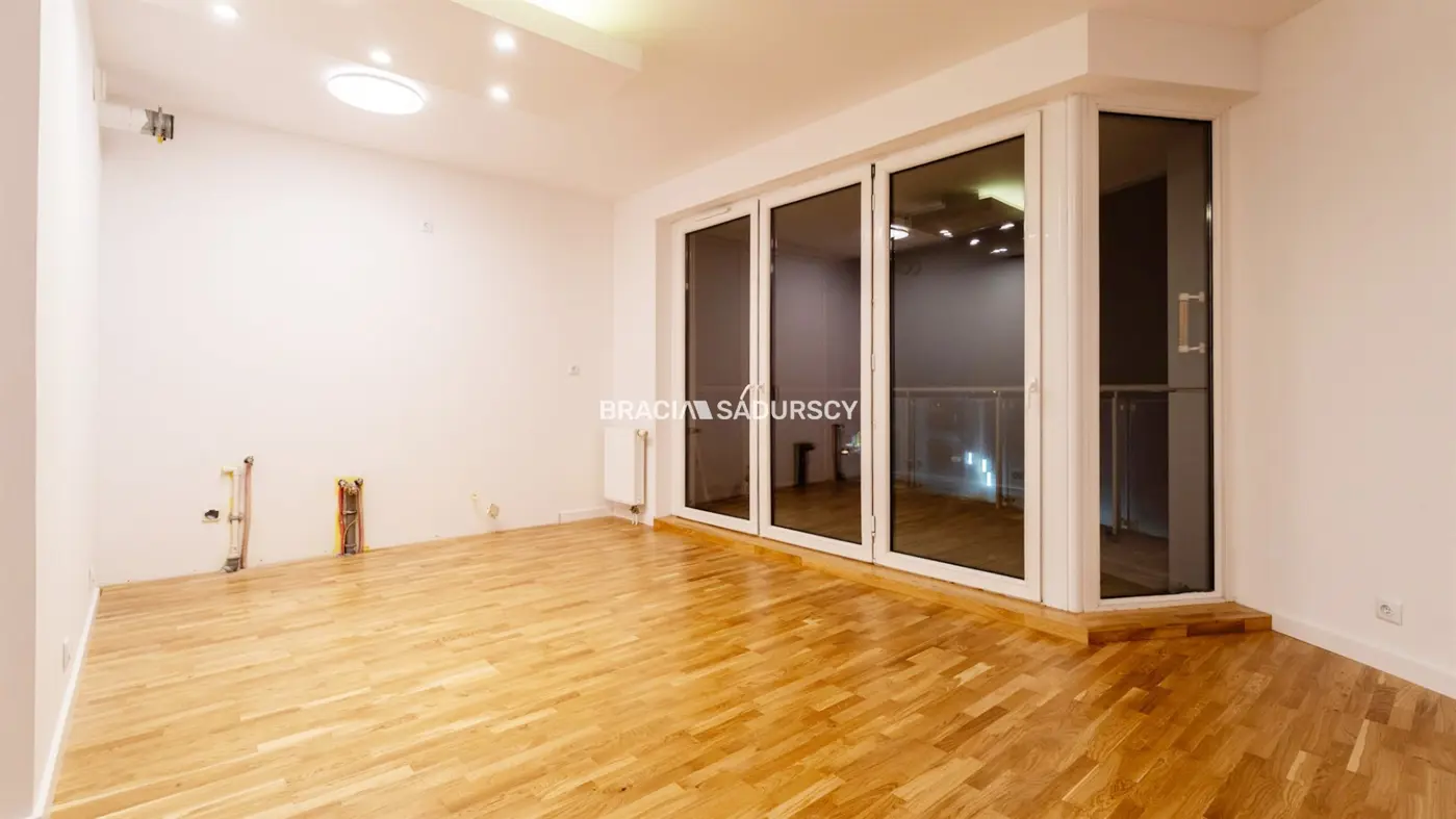 1 pok apartament 37m2 z dużym balkonem