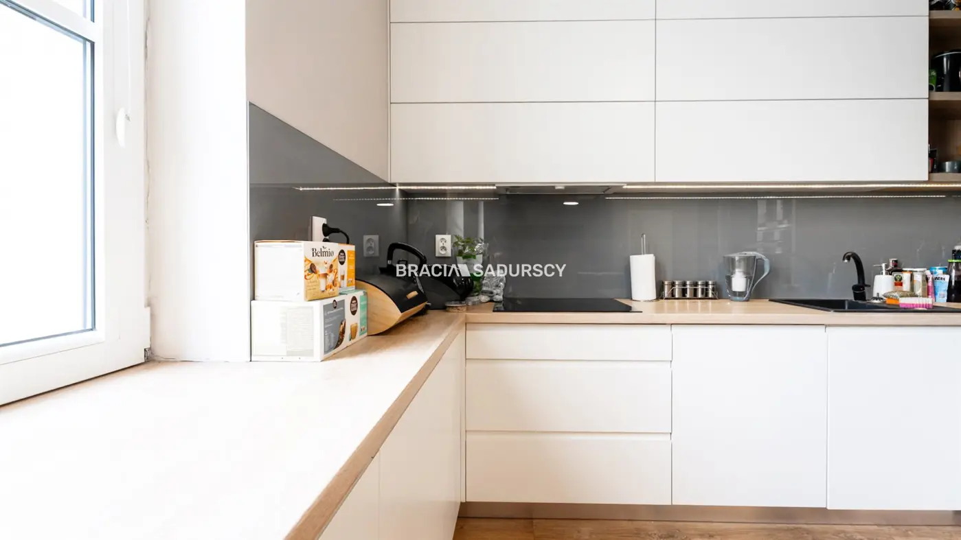 Bardzo ładne mieszkanie. Osiedle Stalowe.