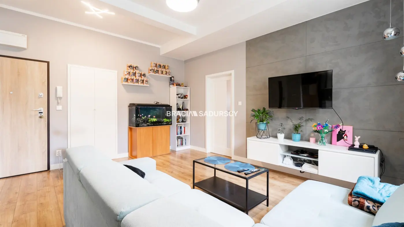 Bardzo ładne mieszkanie. Osiedle Stalowe.