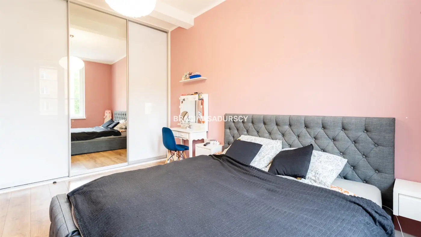 Bardzo ładne mieszkanie. Osiedle Stalowe.