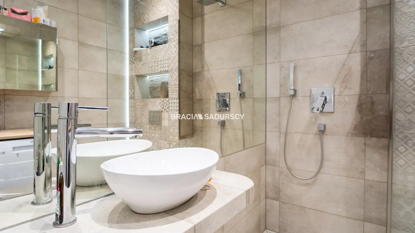 Bardzo ładne mieszkanie. Osiedle Stalowe.