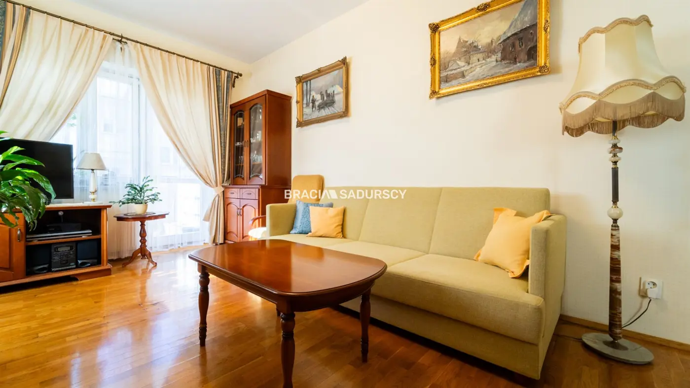 2pok 50m2 Prądnik Czerwony z 2 balkonami i garażem