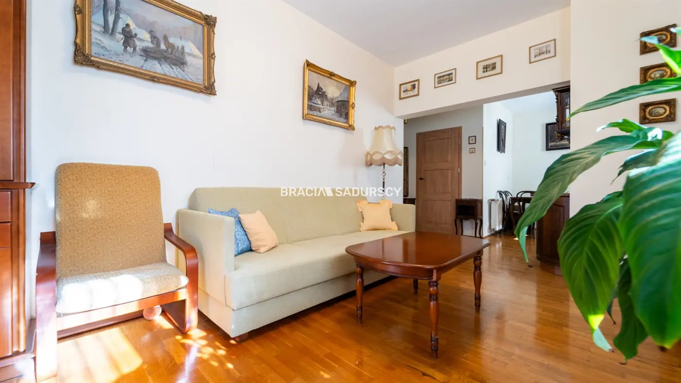 2pok 50m2 Prądnik Czerwony z 2 balkonami i garażem