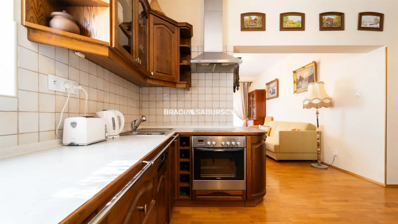 2pok 50m2 Prądnik Czerwony z 2 balkonami i garażem