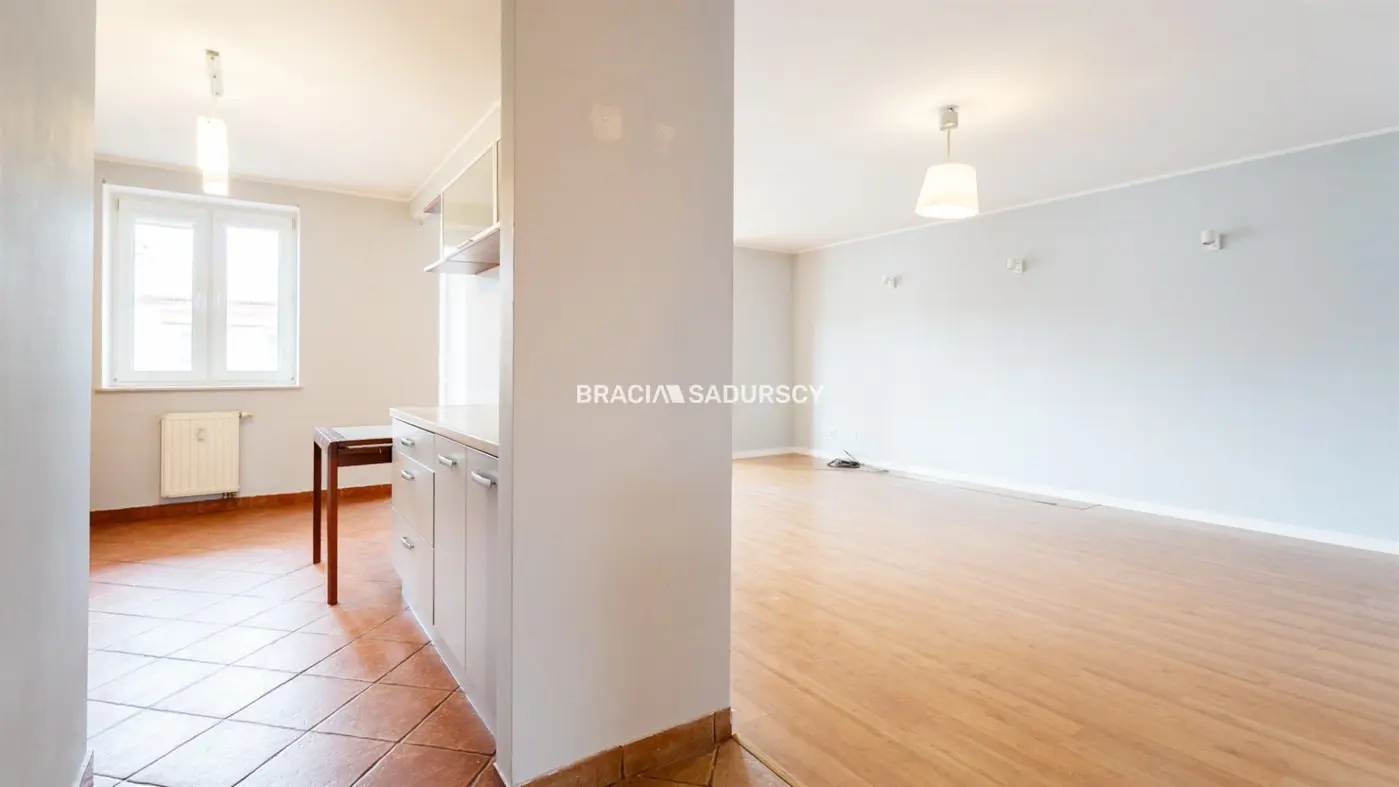 4-pok,Ruczaj,dobre połączenie,ustawne