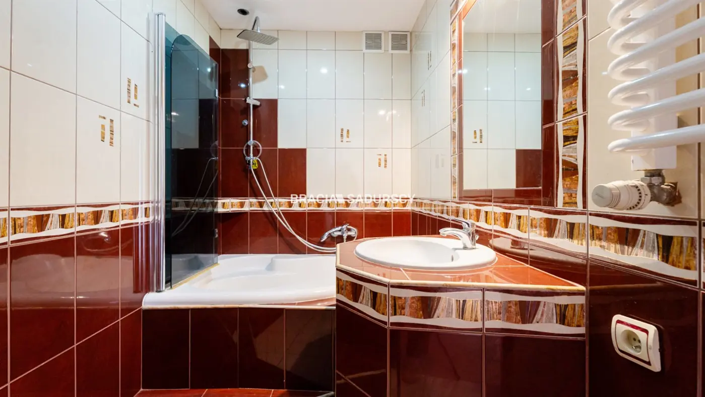 4-pok,Ruczaj,dobre połączenie,ustawne