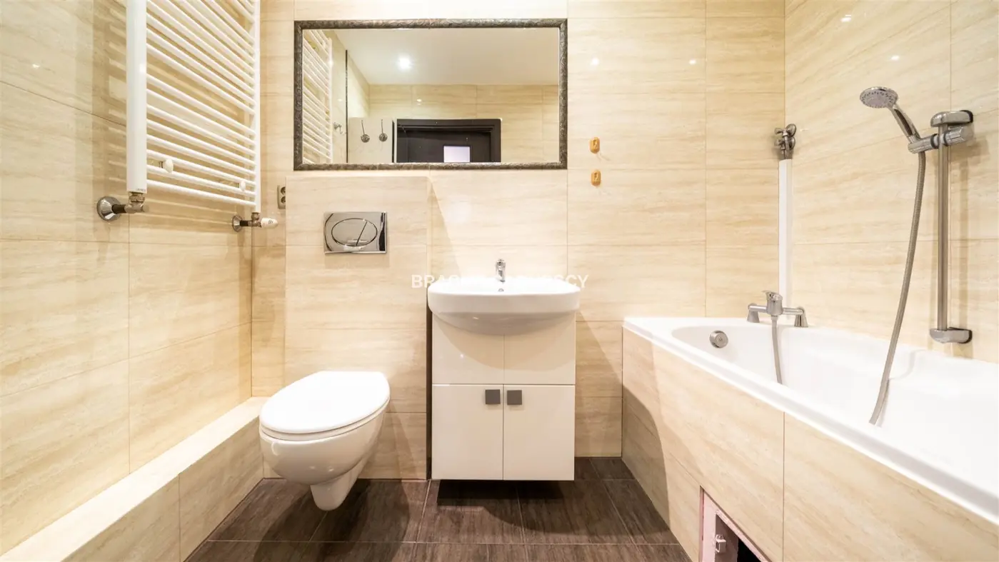 3-POKOJOWE, DWA BALKONY, ATRAKCYJNA LOKALIZACJA