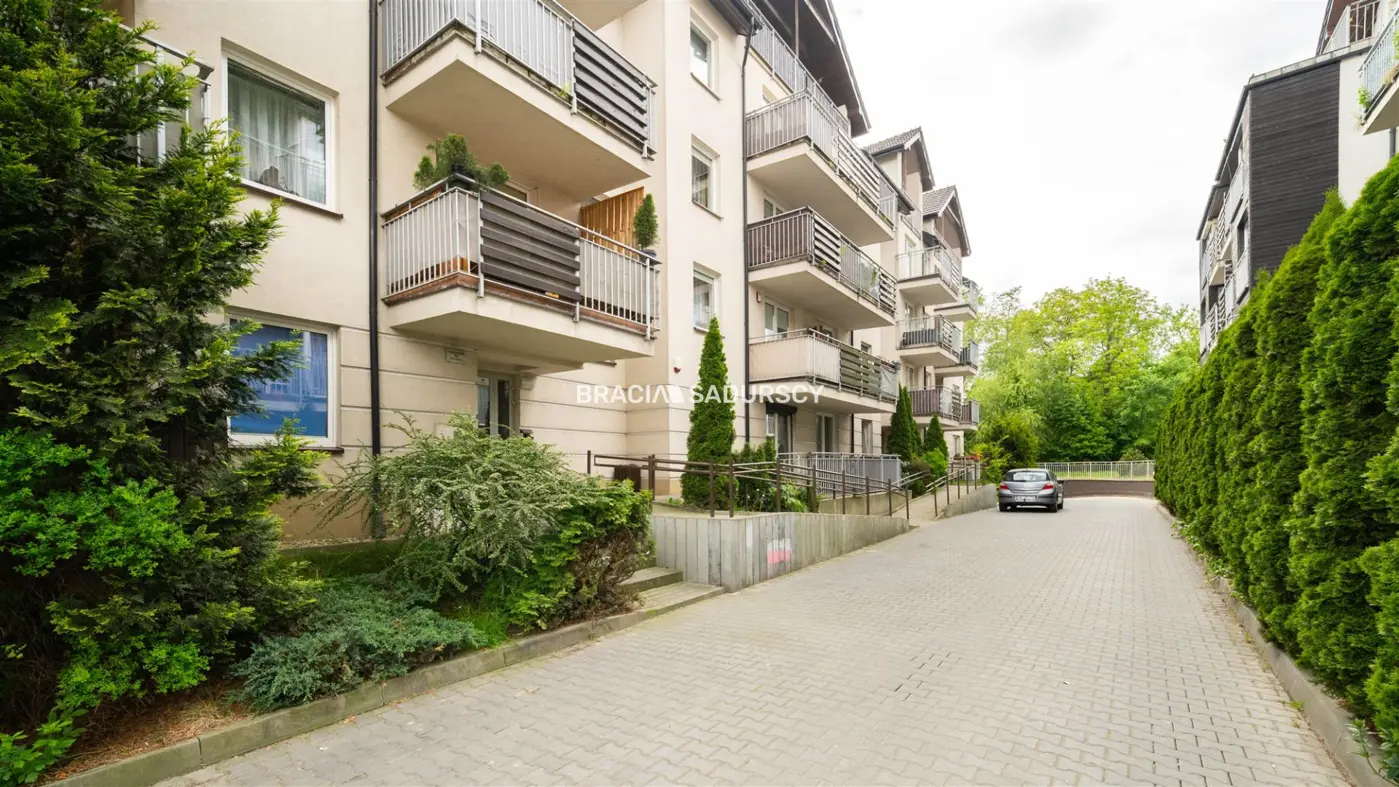 3-POKOJOWE, DWA BALKONY, ATRAKCYJNA LOKALIZACJA