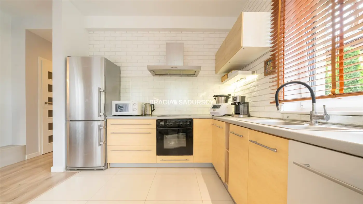 SEGMENT DOMU Z OGRÓDKIEM